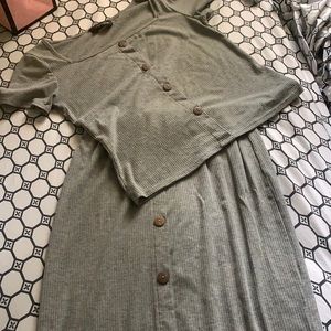 Lightly worn , clean ( skirt set )